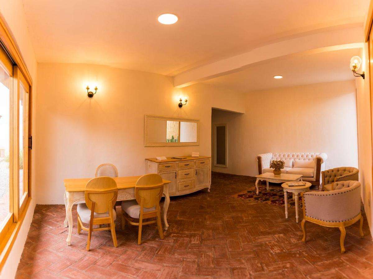 Casa Regina Oaxaca Villa ซาน พาโบล วิลลา เดอะ มิทลา ภายนอก รูปภาพ